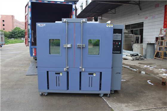 1500L大型恒溫恒濕試驗箱正面 1500L大型恒溫恒濕試驗箱正面